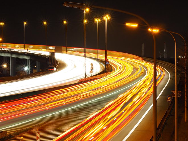 Belgijske avtoceste (na fotografiji viadukt Vilvoorde) bodo odslej manj osvetljene. FOTO: Shutterstock
