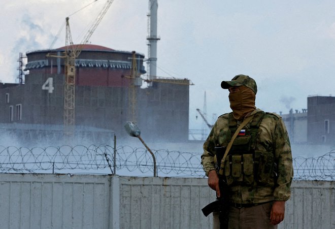 Jedrska elektrarna Zaporožje je v ruskih rokah. FOTO: Alexander Ermochenko/Reuters
