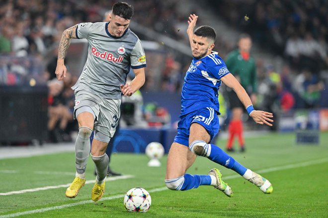 Benjamin Šeško (levo) je spet prikazal zelo dobro predstavo. FOTO: Kerstin Joensson/AFP
