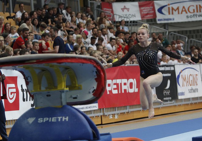 Tekma svetovnega pokala v športni gimnastiki. Slovenska tekmovalka Teja Belak na preskoku osvojila drugo mesto. V Kopru, 1.6.2019. [avtor:Pivk Mavric] Foto Mavric Pivk/delo Pivk Mavric
