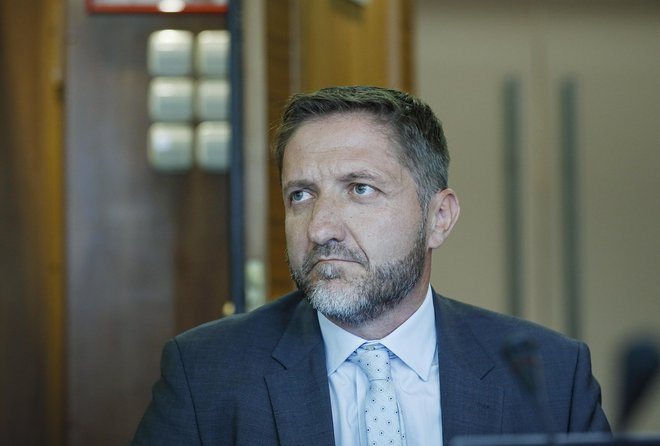 Finančni minister Klemen Boštjančič ocenjuje proračun kot razvojni zaradi velikih načrtov črpanja evropskih sredstev. FOTO: Jože Suhadolnik/Delo
