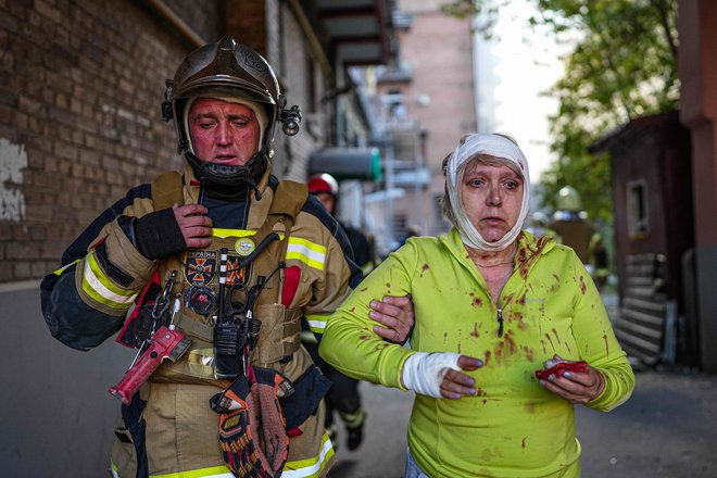 V večini evropskih prestolnic so se na ruske napade, ki so pretresli več mest širom Ukrajine, odzvali z ogorčenjem in obsodbami. FOTO:&nbsp;Afp
