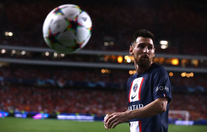 Lionel Messi je nogometni kralj najbolj poriljubeljne igre na svetu. FOTO: Pedro Nunes/Reuters
