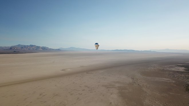 Pomanjšana različica balona, ki bi ga poslali med oblake Venere. FOTO:&nbsp;Near Space Corporation
