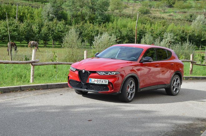 Alfa romeo tonale je dolgo pričakovani srednje veliki športni terenec slovite znamke. FOTO: Gašper Boncelj
