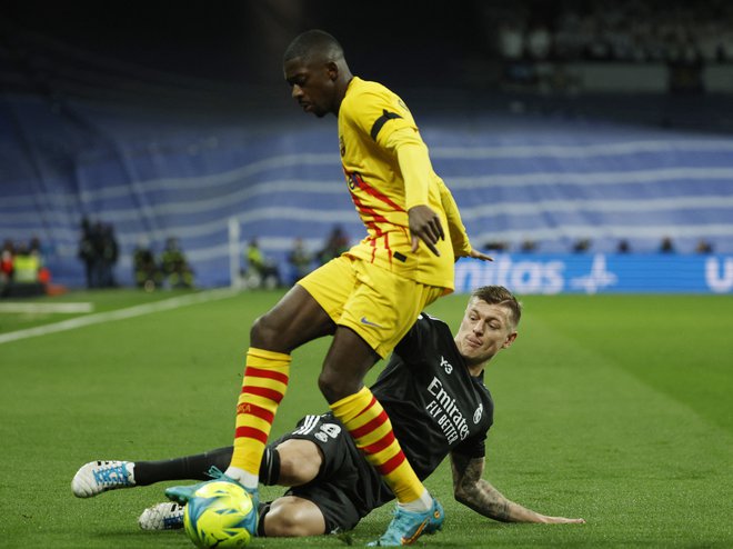 Barcelona je marca z visoko zmago v Madridu s 4:0 prekinila dolgo zmagovalno sušo na clasicih, ki se je začela leta 2019. FOTO: Susana Vera/Reuters
