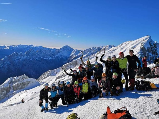 Skupne ture alpinističnega odseka so vselej zabavno doživetje. Foto arhiv ČAO
