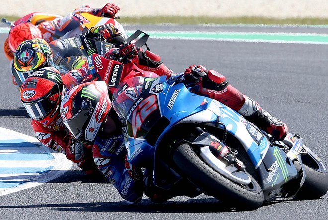 Razburljivo dirko na Phillip Islandu je dobil Alex Rins. FOTO: Glenn Nicholls/AFP
