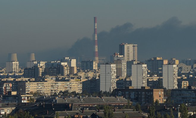 Kijev je spet tarča ruskih napadov. FOTO: Reuters

