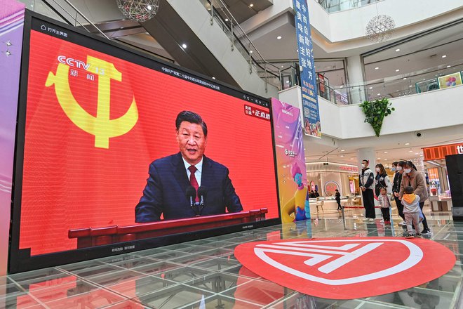 Nekateri poznavalci Kitajske so prepričani, da nas bo Xi Jinping presenetil in uvedel najradikalnejše reforme zaostalega državnega sektorja. FOTO: AFP
