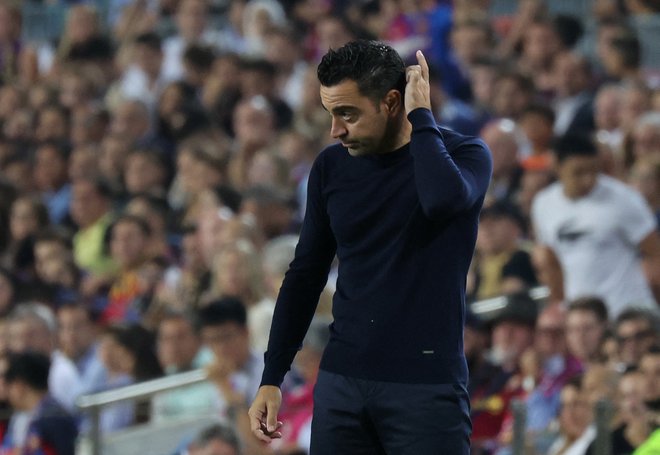 Trener Xavi še tuhta, kako Barcelono spraviti na večno zeleno rezultatsko vejo. FOTO: Nacho Doce/Reuters
