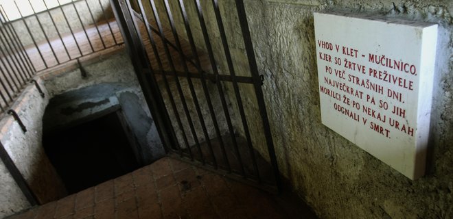 Žrtve, ki so svoja življenja končale na sv. Urhu (na fotografiji) in v Kozlarjevi gošči, zagotovo niso držale v rokah orožja. &nbsp;FOTO ROMAN ŠIPIĆ
