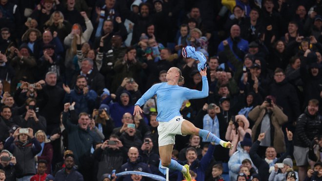 Veselje Erlinga Haalanda po lastnem zadetku, ki je prinesel zmago ManCityju je bilo razumljivo. FOTO: Carl Recine/Reuters
