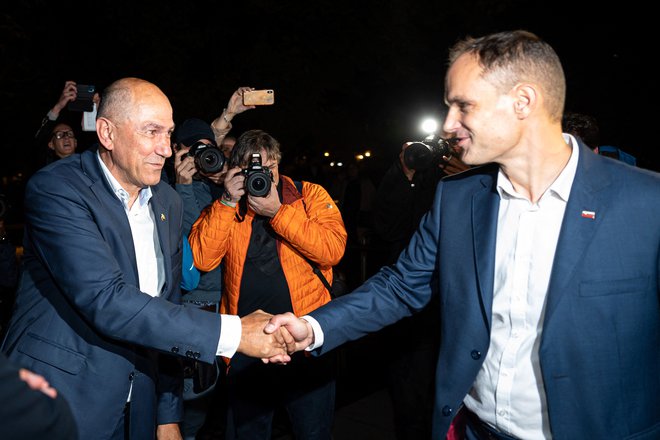 Postali smo svetovni prvaki v taktičnem glasovanju, ki je oblika glasovanja proti. Dokler bo Janša na drugi strani, bo tako ostalo.&nbsp;FOTO: Jure Makovec/Afp
