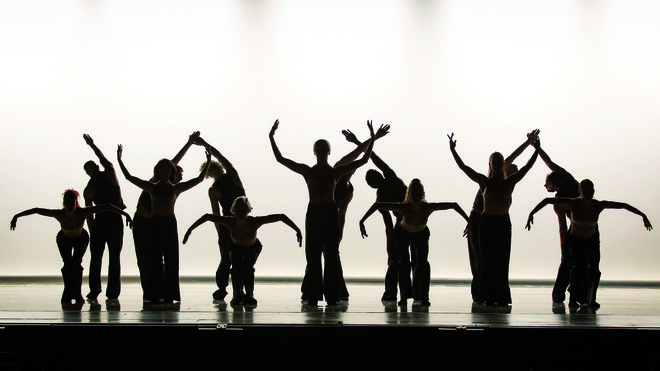 Izrazna moč, drznost in zahtevnost kreacij so vodila Ballets Jazz Montreal. FOTO: Thierry du Bois
