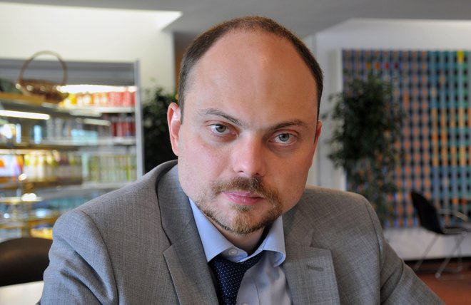 Vladimir Kara-Murza je kljub nevarnosti dolga leta brezkompromisen kritik Vladimirja Putina. FOTO: Branko Soban
