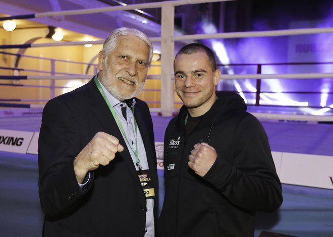 Aljaž Venko (na fotografiji z Borisom Cavazzo) se bo v soboto dokazoval v Franciji. FOTO: Jože Suhadolnik/Delo
