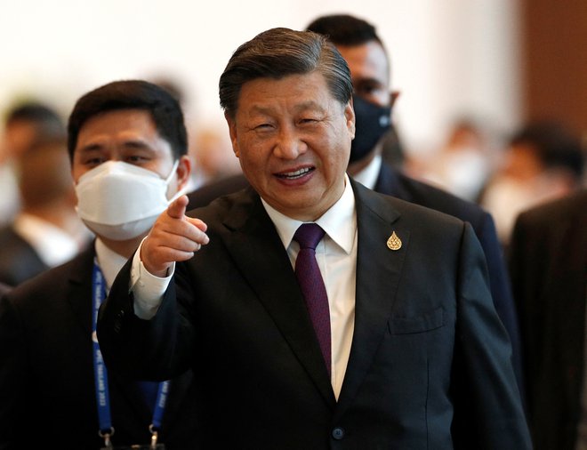 Xi Jinping je dajal vtis neverjetno aktivnega superdiplomata.

FOTO: Rungroj Yongrit/Reuters
