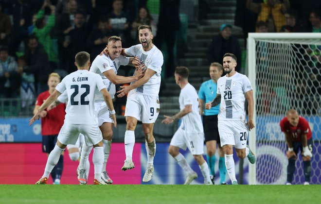 Slovenci so 24. septembra v zadnji stožiški tekmi navdušili navijače z zmago nad Norvežani. FOTO: Antonio Bronić/Reuters
