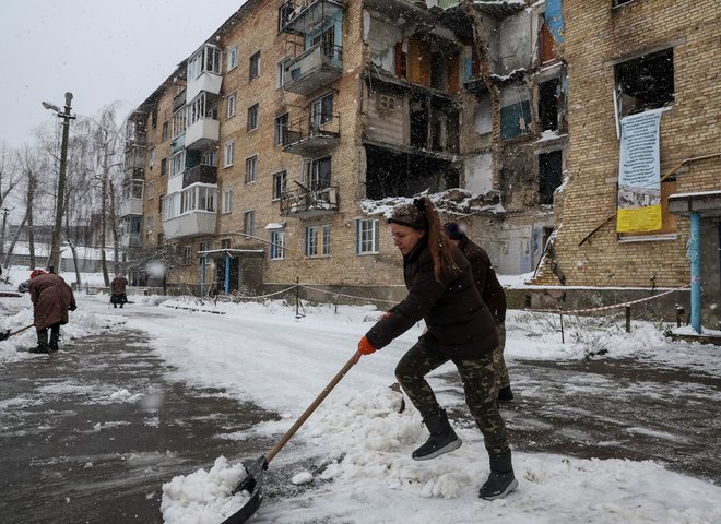 Pred Ukrajinci je najtežja zima po drugi svetovni vojni. FOTO: Gleb Garanich/Reuters
