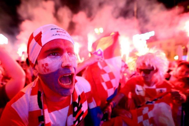 Hrvati so goreči navijači. Vsak šesti pričakuje, da bodo prav oni svetovni prvaki v nogometu. FOTO:&nbsp;Reuters
