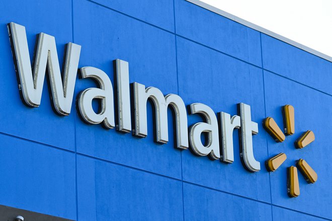 Strelski napad se je zgodil v torek pozno zvečer po lokalnem času v trgovini Walmart v mestu&nbsp;Chesapeake. Fotografija je simbolična FOTO: Robyn Beck/AFP
