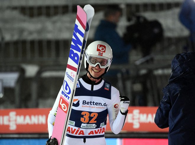 Daniel-Andre Tande se je po grdem padcu na planiški letalnici v velikem slogu vrnil na skakalnice. FOTO: Annegret Hilse/Reuters
