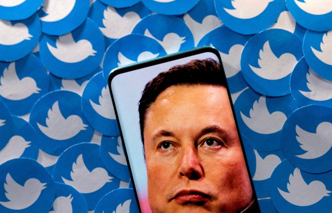 Elon Musk je z nakupom Twitterja postal sinonim za vse kontroverznosti, ki so v neoliberalizmu doletele medije. FOTO:&nbsp;Dado Ruvic/ Reuters
