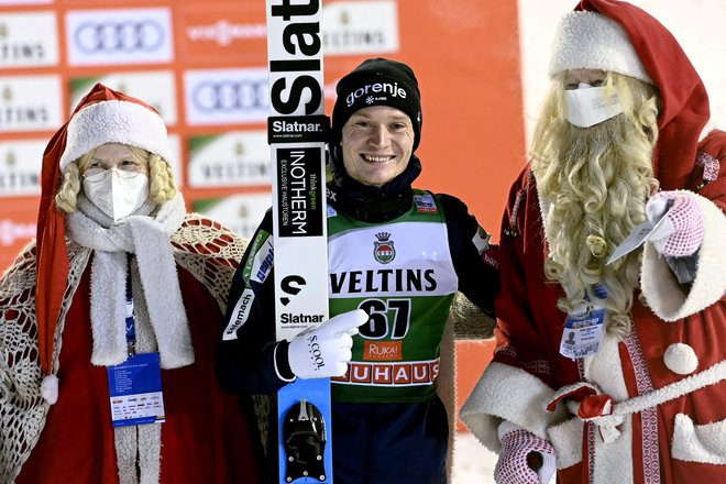 Anže Lanišek je lani prav v Ruki slavil prvo in doslej edino zmago v svetovnem pokalu. FOTO: Heikki Saukkomaa/Reuters
