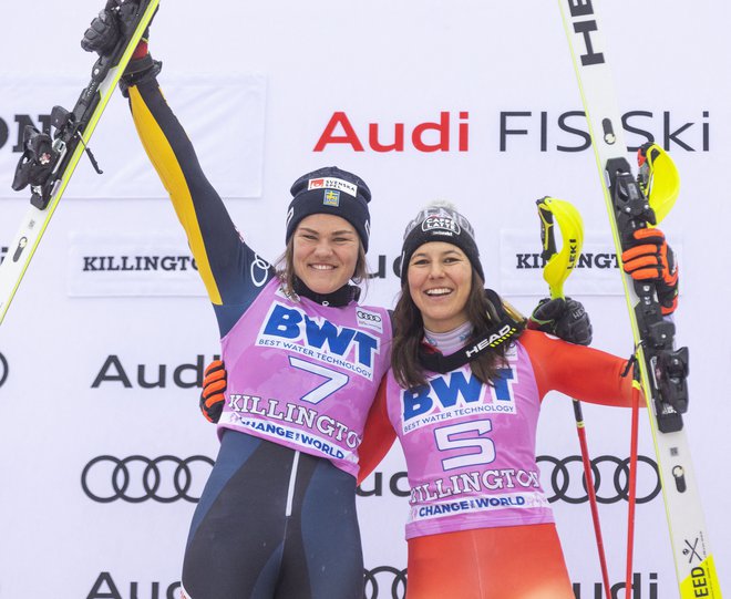 Zmage sta se veselili Švedinja Anna Swenn Larsson in Švicarka Wendy Holdener. FOTO: Erich Schlegel/Usa Today Sports
