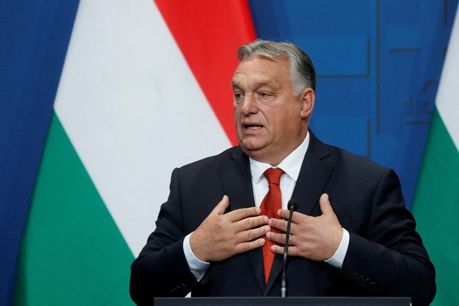 Madžarski premier Viktor Orbán je s svojim ravnanjem že več kot desetletje tarča številnih očitkov, da krši temeljna načela EU. FOTO: Bernadett Szabo/Reuters
