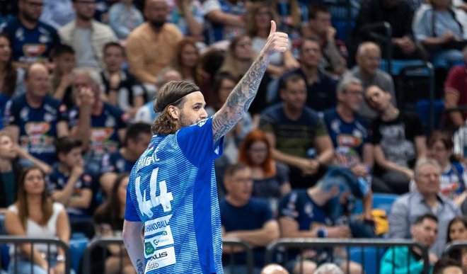 Dean Bombač ni dovolil presenečenja. FOTO: EHF
