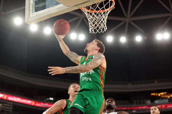 Josh Adams je dosegel osem točk. FOTO: Cedevita Olimpija
