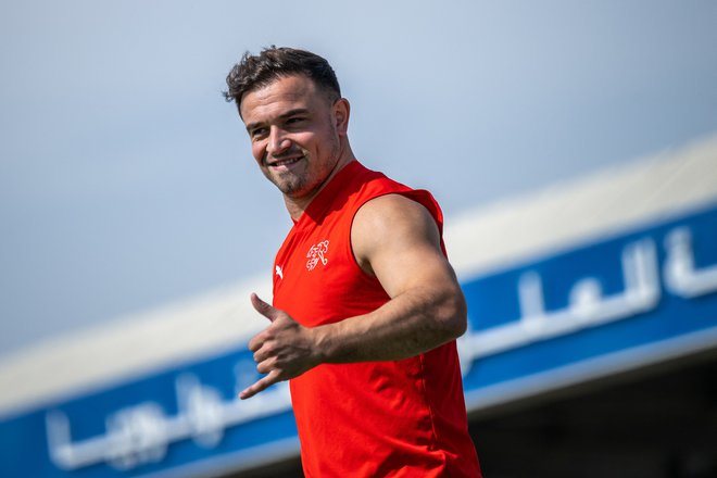 Xherdan Shaqiri med četrtkovim treningom švicarske reprezentance. FOTO: Fabrice Coffrini/AFP
