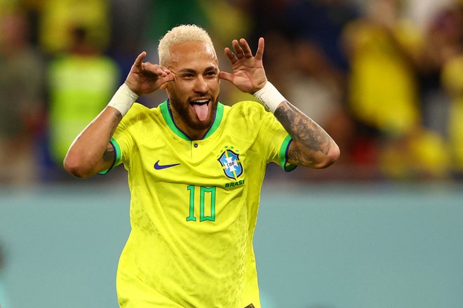 Svoj prvi gol je v Katarju dočakal tudi glavni brazilski zvezdnik Neymar. FOTO: Carl Recine/Reuters
