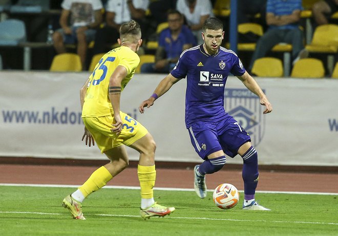 Žan Vipotnik se je trikrat vpisal med strelce. FOTO:&nbsp;Jože Suhadolnik/Delo
