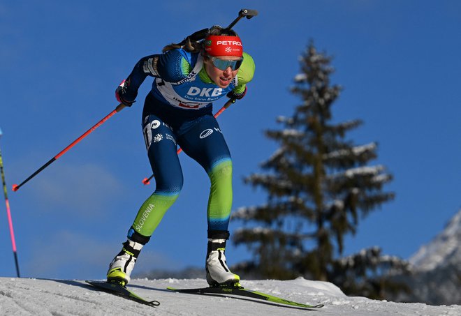 Anamarija Lampič bo krstni nastop v svetovnem pokalu v avstrijskem Hochfilznu gotovo ohranila v lepem spominu. FOTO: Joe Klamar/AFP
