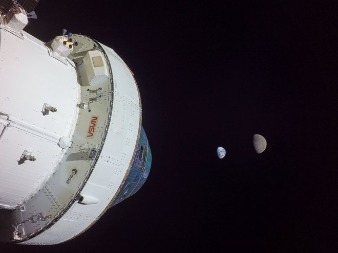 Nasa si želi v prihodnjih letih s posadko znova stopiti na površje Meseca. Artemis 1 je prvi korak v tej zahtevni nalogi. FOTO:&nbsp;Nasa

