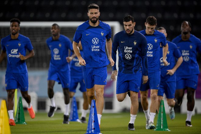 Najboljši strelec Francije Olivier Giroud je v Katarju zabil že štiri gole, med drugim tudi odločilnega v četrtfinalu proti Angliji. FOTO: Franck Fife/AFP
