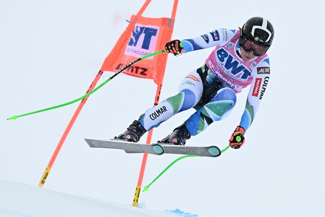 Ilka Štuhec si je v St. Moritzu prismučala nove točke v svetovnem pokalu. FOTO: Fabrice Coffrini/AFP
