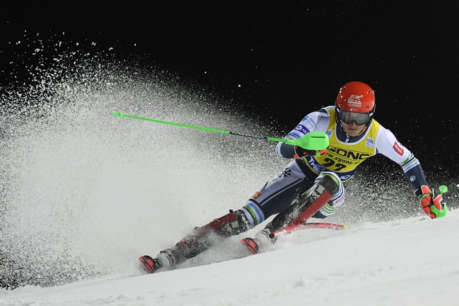 Štefan Hadalin bo večerno slalomiral v Madonni di Campiglio. FOTO: Tiziana Fabi/AFP
