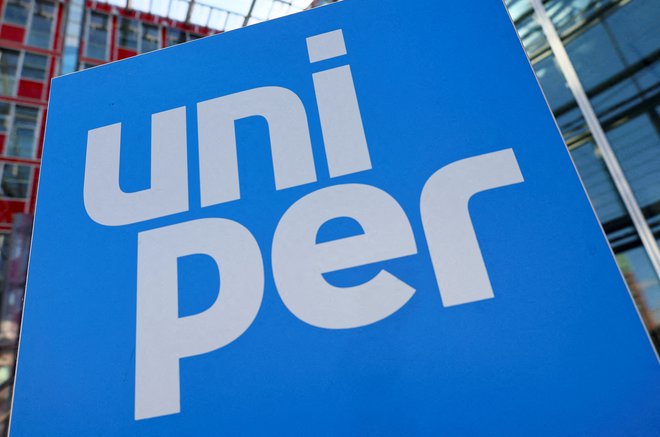 Delničarji Uniperja so z veliko večino soglašali s podržavljenjem podjetja FOTO:&nbsp;Wolfgang Rattay/REUTERS
