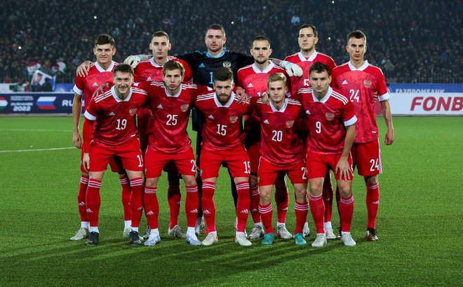 Ruska nogometna reprezentanca naj bi izpod evropskega okrilja prešla pod azijsko. FOTO: Didor Sadulojev/Reuters
