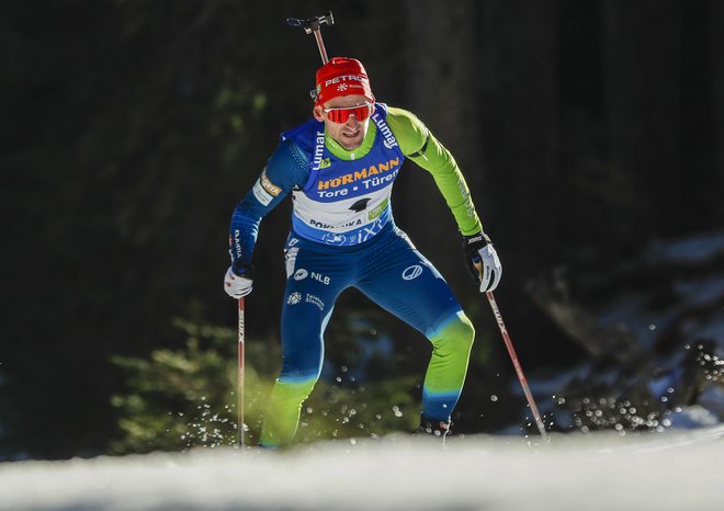 Jakov Fak si je priboril v šprintu 12. mesto, danes si želi še vidnejši dosežek. Foto Matej Družnik
