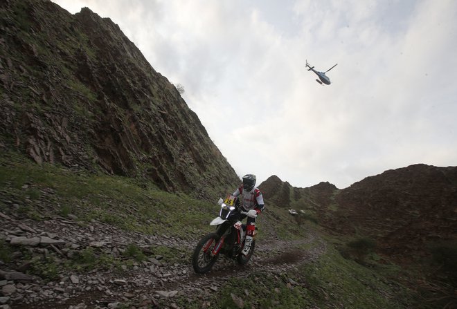 Ross Branch (Hero Motosports Team Rally) med drugo etapo letošnjega relija. FOTO: Hamad I Mohammed/Reuters
