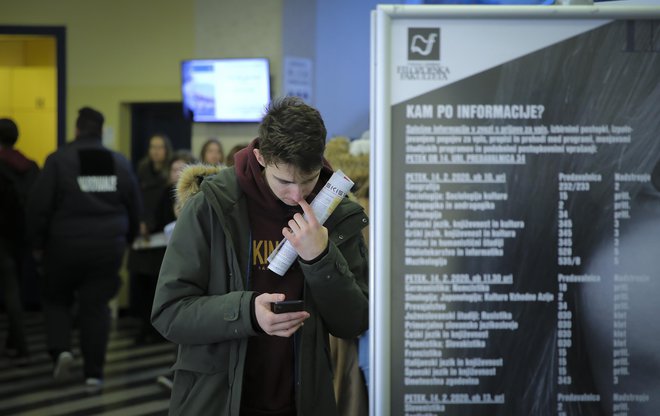 Informativni dan zagotovo lahko mladim pomaga pri iskanju prave poklicne poti, kam jih bodo poklicne vode odnesle, pa ne bo nujno odvisno zgolj od diplome, ki jo bodo nekoč pridobili.&nbsp;FOTO: Jože Suhadolnik
