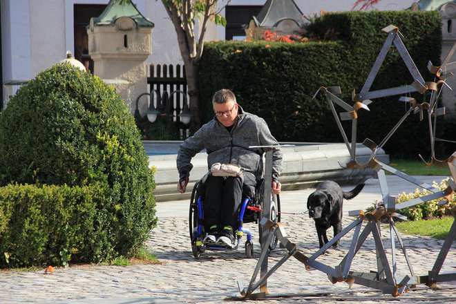 Pri preverjanju razmer na terenu so vključene štiri skupine ranljivih oseb. FOTO: Jani Demšar
