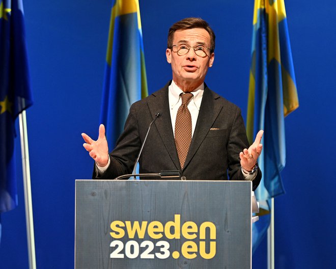 Premier Švedske Ulf Kristersson je opozoril, da evropsko zaostajanje v konkurenčnosti in produktivnosti traja že najmanj petnajst let. FOTO: Reuters

