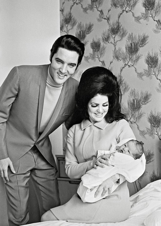 Elvis, Priscilla in Lisa-Marie Presley, ko so bili še srečna družina. FOTO: Profimedia
