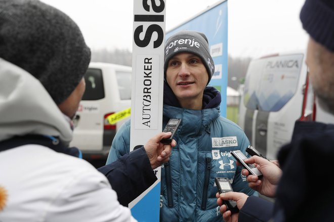 Domen Prevc upa, da bo v Saporu naredil premik navzgor. FOTO: Leon Vidic/Delo
